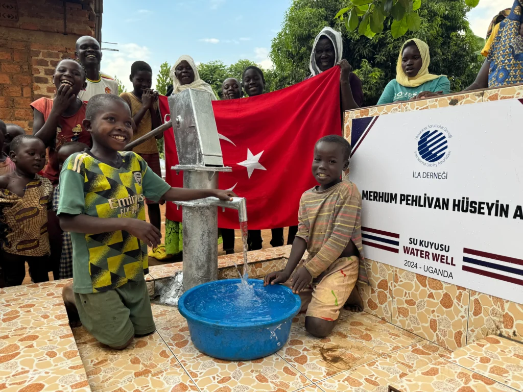 Merhum Pehlivan Hüseyin Ak Su Kuyusu açılışı Uganda İLA Derneği